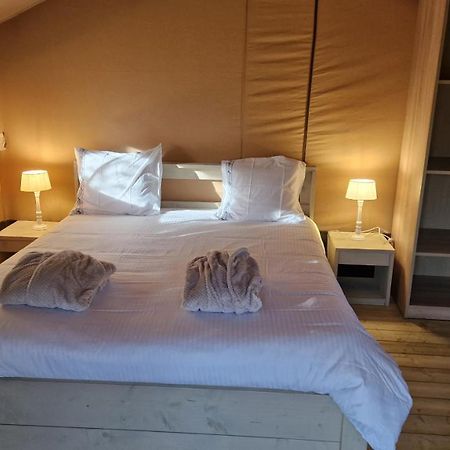 Happiness Hotel Brugge Bagian luar foto
