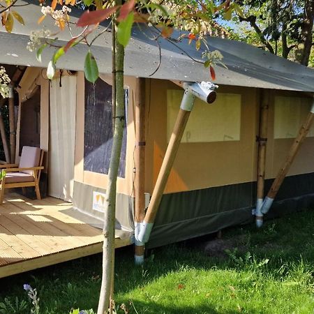 Happiness Hotel Brugge Bagian luar foto