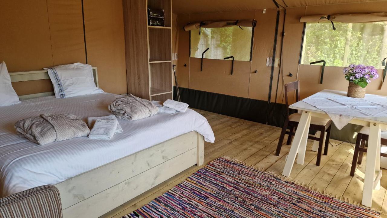 Happiness Hotel Brugge Bagian luar foto